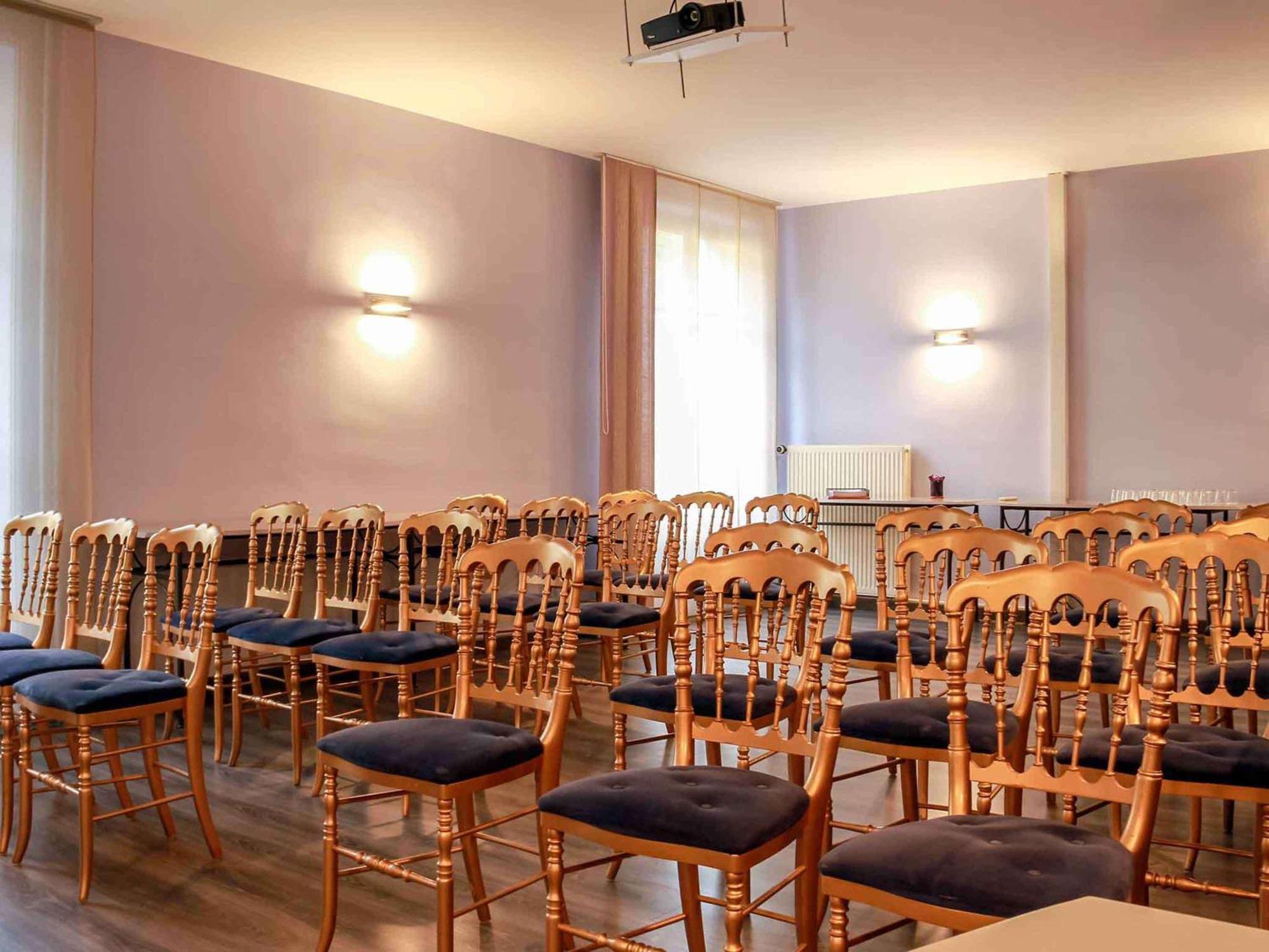 Hotel Mercure Saint-Nectaire Spa & Bien-Etre Dış mekan fotoğraf