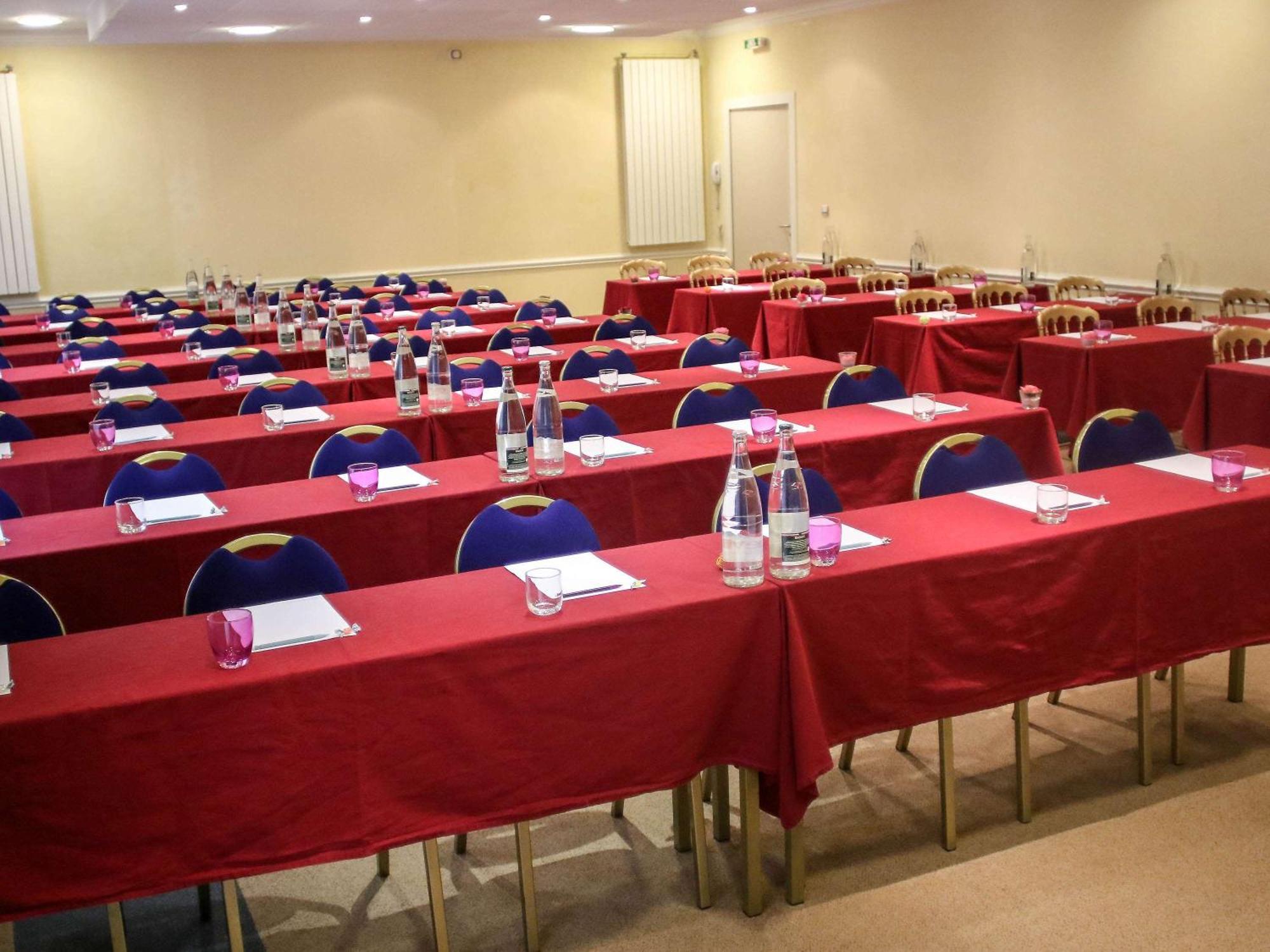 Hotel Mercure Saint-Nectaire Spa & Bien-Etre Dış mekan fotoğraf